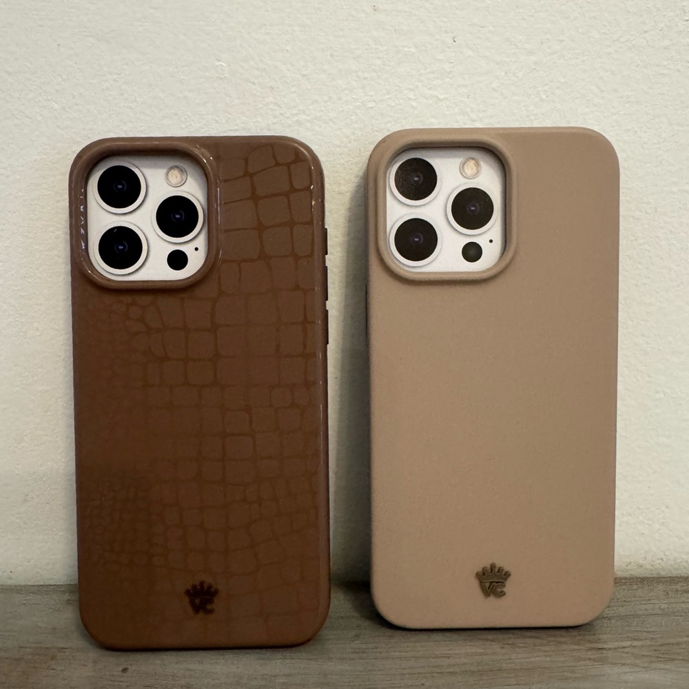 Velvet Caviar Khaki Croc and Almond Taupe iPhone 15 Pro Max Case Set